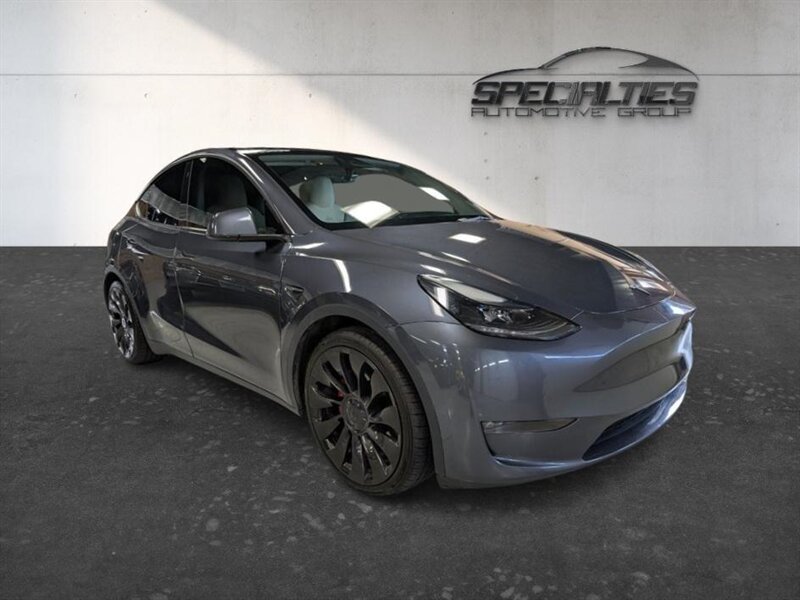 2023 Tesla Model Y Performance Dual Motor All-Wheel Drive's photo