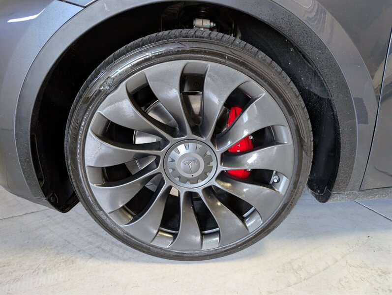 2023 Tesla Model Y Performance - Photo 15 - Bountiful, UT 84010