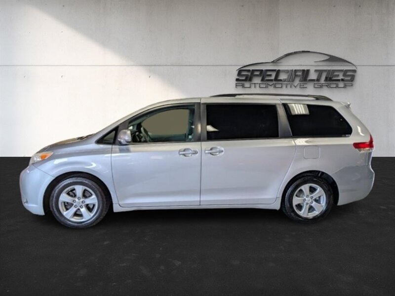 2011 Toyota Sienna LE 8-Passenger   - Photo 7 - Bountiful, UT 84010