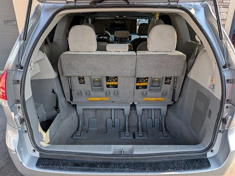 2011 Toyota Sienna LE 8-Passenger   - Photo 29 - Bountiful, UT 84010