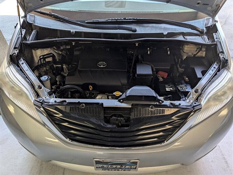 2011 Toyota Sienna LE 8-Passenger   - Photo 17 - Bountiful, UT 84010