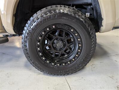 2020 Toyota Tacoma SR5 V6   - Photo 15 - Bountiful, UT 84010