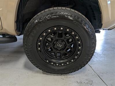 2020 Toyota Tacoma SR5 V6   - Photo 13 - Bountiful, UT 84010
