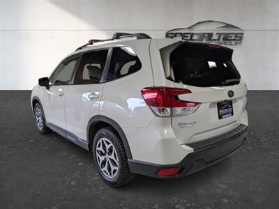 2021 Subaru Forester Premium   - Photo 8 - Bountiful, UT 84010