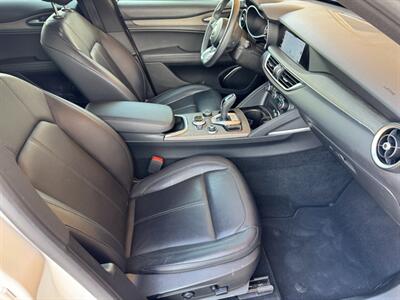 2022 Alfa Romeo Stelvio Ti   - Photo 13 - St. George, UT 84770-2625