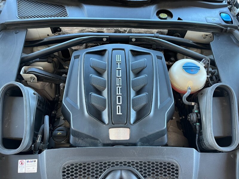2017 Porsche Macan GTS - Photo 4 - St. George, UT 84770-2625