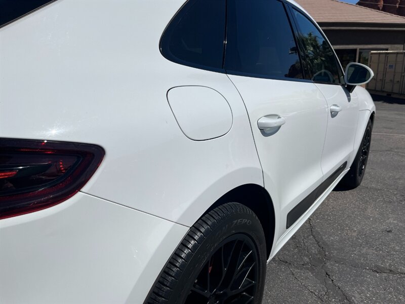 2017 Porsche Macan GTS - Photo 24 - St. George, UT 84770-2625