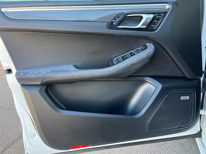 2017 Porsche Macan GTS - Photo 47 - St. George, UT 84770-2625