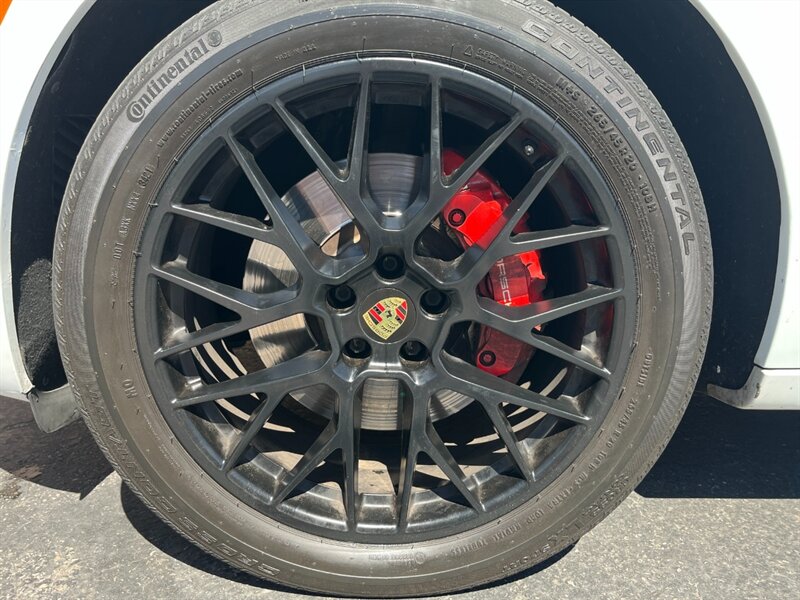 2017 Porsche Macan GTS - Photo 32 - St. George, UT 84770-2625