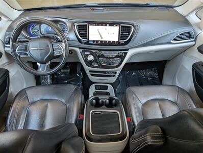 2022 Chrysler Pacifica Hybrid Touring L   - Photo 3 - Bountiful, UT 84010