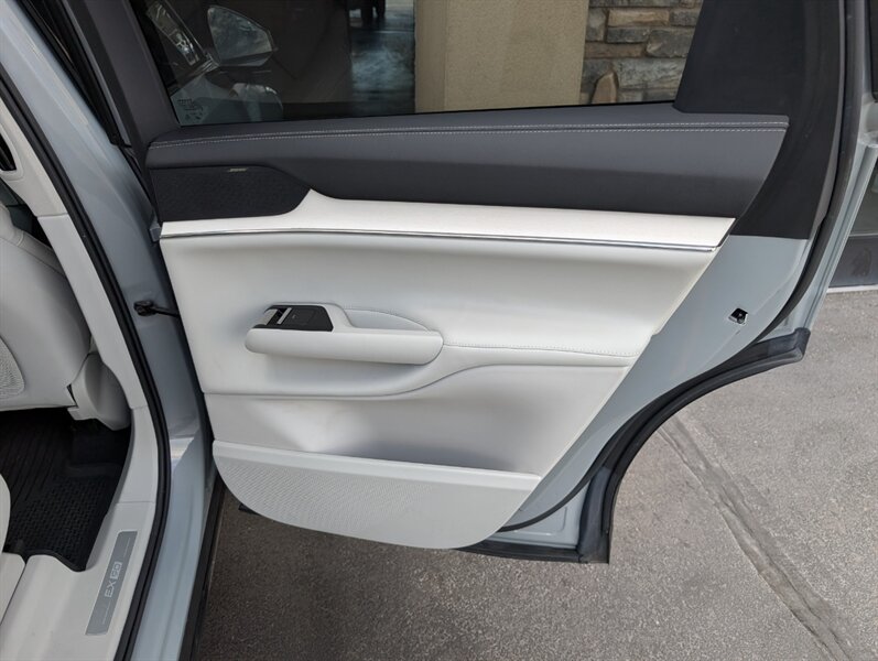 2025 Volvo EX90 Twin Motor Ultra - Photo 29 - Bountiful, UT 84010