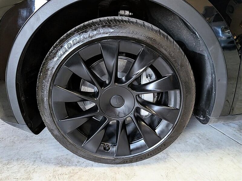 2023 Tesla Model Y Long Range FSD Capable w/ Acceleration Boost - Photo 15 - Bountiful, UT 84010