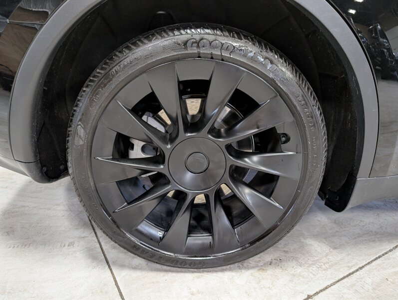2023 Tesla Model Y Long Range FSD Capable w/ Acceleration Boost - Photo 13 - Bountiful, UT 84010