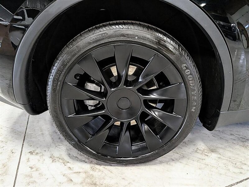 2023 Tesla Model Y Long Range FSD Capable w/ Acceleration Boost - Photo 13 - Bountiful, UT 84010