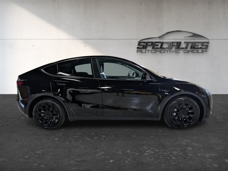 2023 Tesla Model Y Long Range FSD Capable w/ Acceleration Boost - Photo 11 - Bountiful, UT 84010