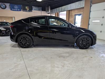 2023 Tesla Model Y Long Range FSD Capable w/ Acceleration Boost - Photo 11 - Bountiful, UT 84010