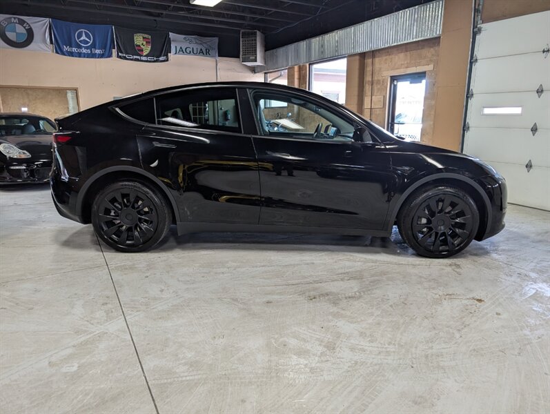 2023 Tesla Model Y Long Range FSD Capable w/ Acceleration Boost - Photo 11 - Bountiful, UT 84010