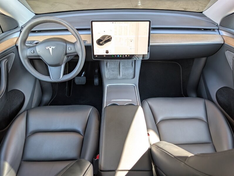 2023 Tesla Model Y Long Range FSD Capable w/ Acceleration Boost - Photo 3 - Bountiful, UT 84010