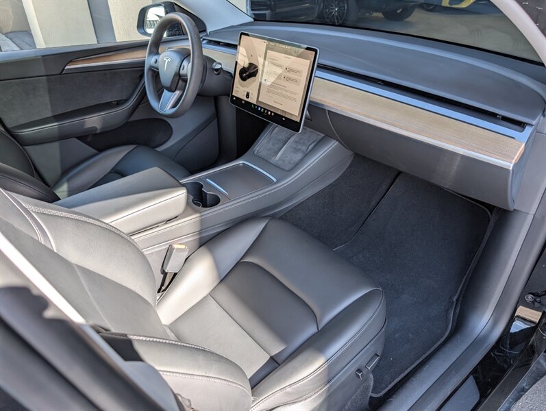 2023 Tesla Model Y Long Range FSD Capable w/ Acceleration Boost - Photo 4 - Bountiful, UT 84010