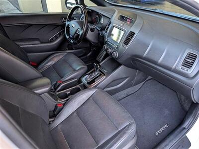 2017 Kia Forte5 SX   - Photo 4 - Bountiful, UT 84010