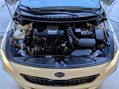 2017 Kia Forte5 SX   - Photo 17 - St. George, UT 84770-2625