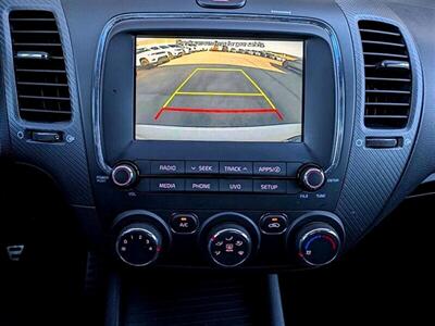 2017 Kia Forte5 SX   - Photo 22 - St. George, UT 84770-2625