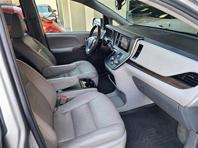 2017 Toyota Sienna XLE 7-Passenger   - Photo 4 - Bountiful, UT 84010