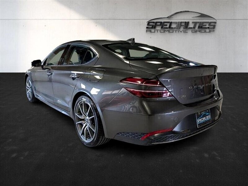 2023 Genesis G70 2.0T - Photo 8 - St. George, UT 84770-2625