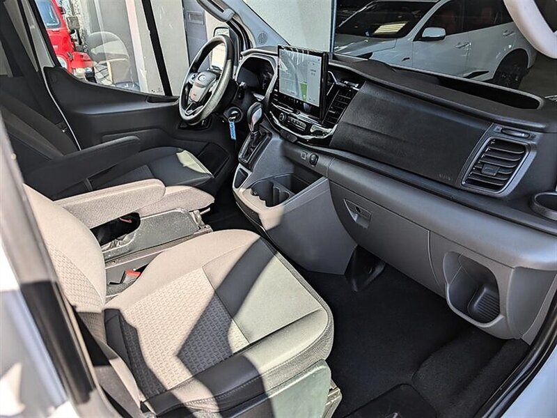 2024 Ford Transit 350 XLT 15-Passenger - Photo 4 - Bountiful, UT 84010