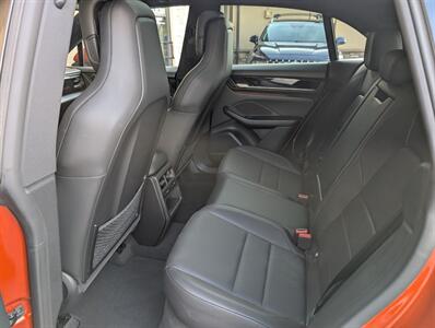 2024 Porsche Macan 4 Electric  AWD - Photo 26 - Bountiful, UT 84010