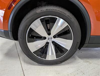 2024 Porsche Macan 4 Electric  AWD - Photo 13 - Bountiful, UT 84010