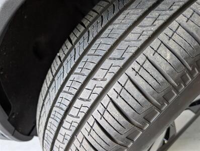 2024 Porsche Macan 4 Electric  AWD - Photo 16 - Bountiful, UT 84010