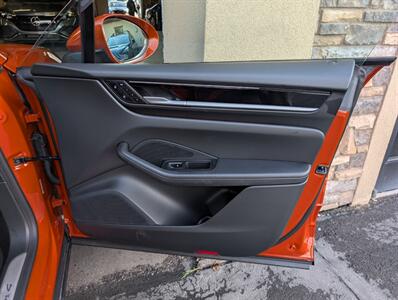 2024 Porsche Macan 4 Electric  AWD - Photo 30 - Bountiful, UT 84010