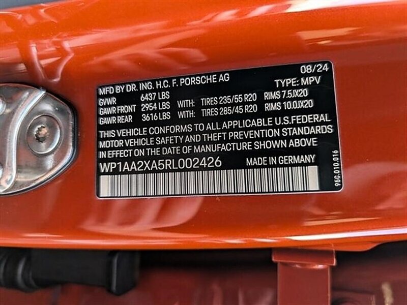 2024 Porsche Macan 4 Electric AWD - Photo 33 - Bountiful, UT 84010