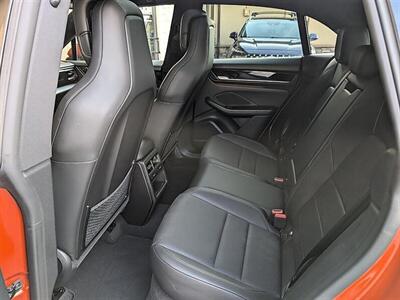 2024 Porsche Macan 4 Electric  AWD - Photo 26 - Bountiful, UT 84010