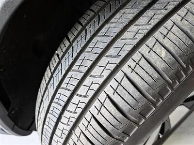 2024 Porsche Macan 4 Electric  AWD - Photo 16 - Bountiful, UT 84010