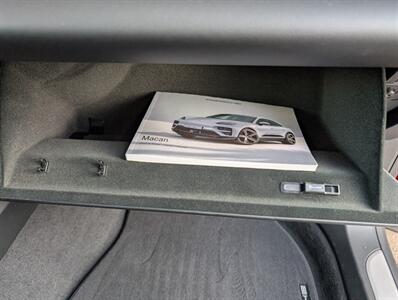 2024 Porsche Macan 4 Electric  AWD - Photo 32 - Bountiful, UT 84010