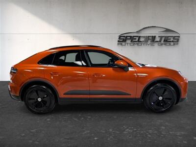 2024 Porsche Macan 4 Electric AWD - Photo 11 - Bountiful, UT 84010