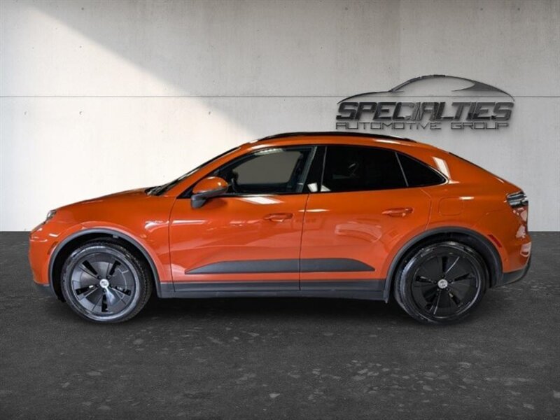 2024 Porsche Macan 4 Electric AWD - Photo 7 - Bountiful, UT 84010