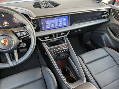 2024 Porsche Macan 4 Electric  AWD - Photo 23 - Bountiful, UT 84010