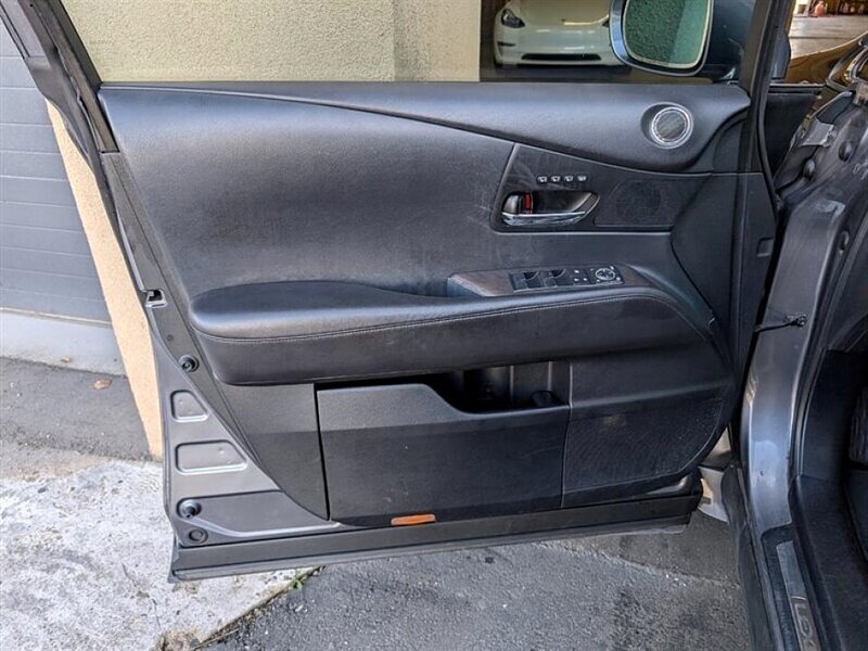 2015 Lexus RX 350 AWD - Photo 18 - Bountiful, UT 84010