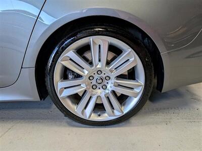 2010 Jaguar XF XFR   - Photo 14 - Bountiful, UT 84010