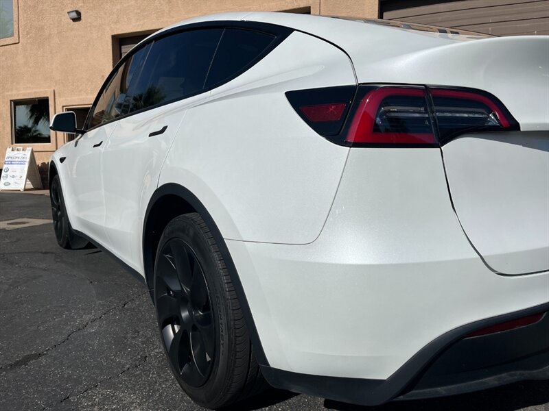2024 Tesla Model Y Long Range * Hardware 4* - Photo 23 - St. George, UT 84770-2625