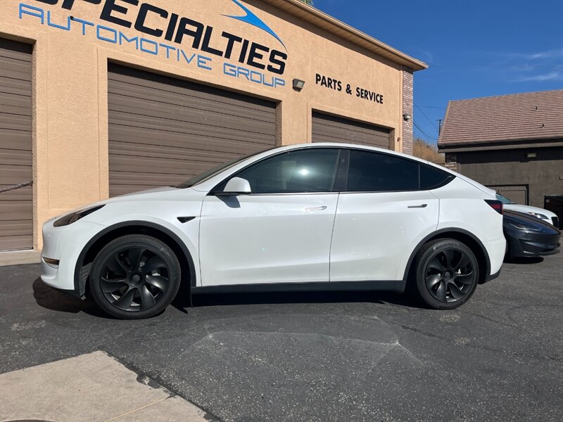 2024 Tesla Model Y Long Range * Hardware 4* - Photo 3 - St. George, UT 84770-2625