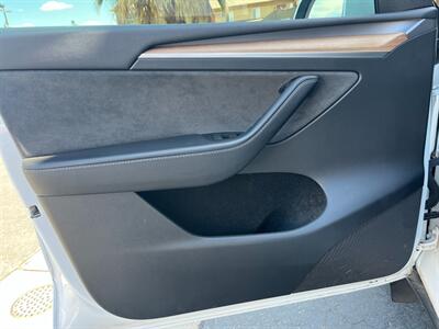 2024 Tesla Model Y Long Range * Hardware 4*   - Photo 47 - St. George, UT 84770-2625