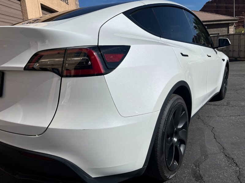 2024 Tesla Model Y Long Range * Hardware 4* - Photo 24 - St. George, UT 84770-2625