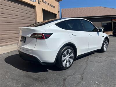 2024 Tesla Model Y Long Range * Hardware 4*   - Photo 32 - St. George, UT 84770-2625