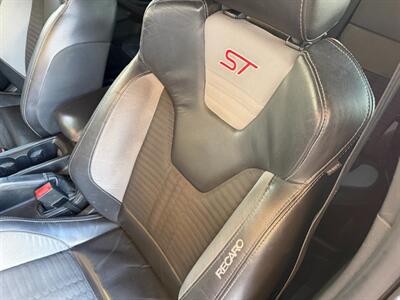 2016 Ford Focus ST   - Photo 39 - St. George, UT 84770-2625