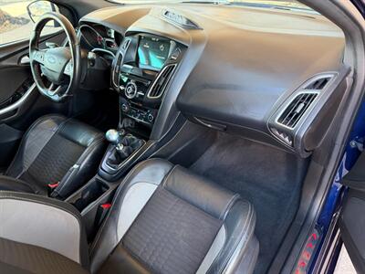 2016 Ford Focus ST   - Photo 7 - St. George, UT 84770-2625