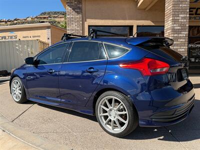 2016 Ford Focus ST   - Photo 31 - St. George, UT 84770-2625